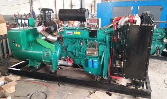 甘肃潍柴二手发电机大型柴油发电机组